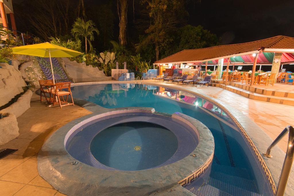 Hotel California Manuel Antonio Zewnętrze zdjęcie